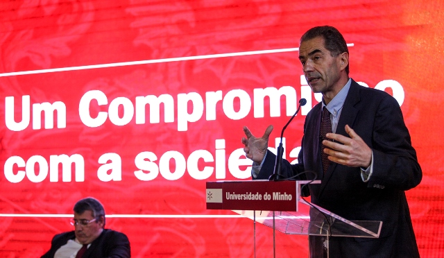 Thumbnail da galeria Um compromisso com a sociedade